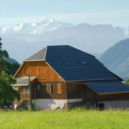 Les Paddocks Du Mont Blanc Mieussy Bagian luar foto